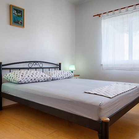 Apartments Zambarlin Komiza Luaran gambar