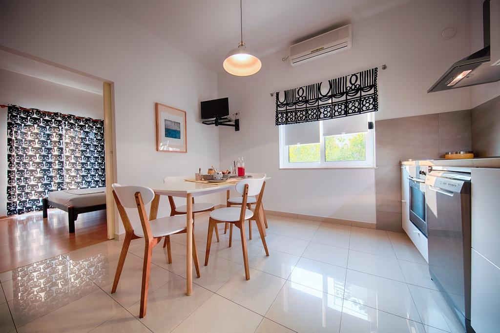 Apartments Zambarlin Komiza Luaran gambar