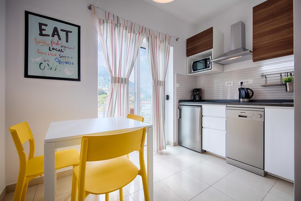 Apartments Zambarlin Komiza Luaran gambar