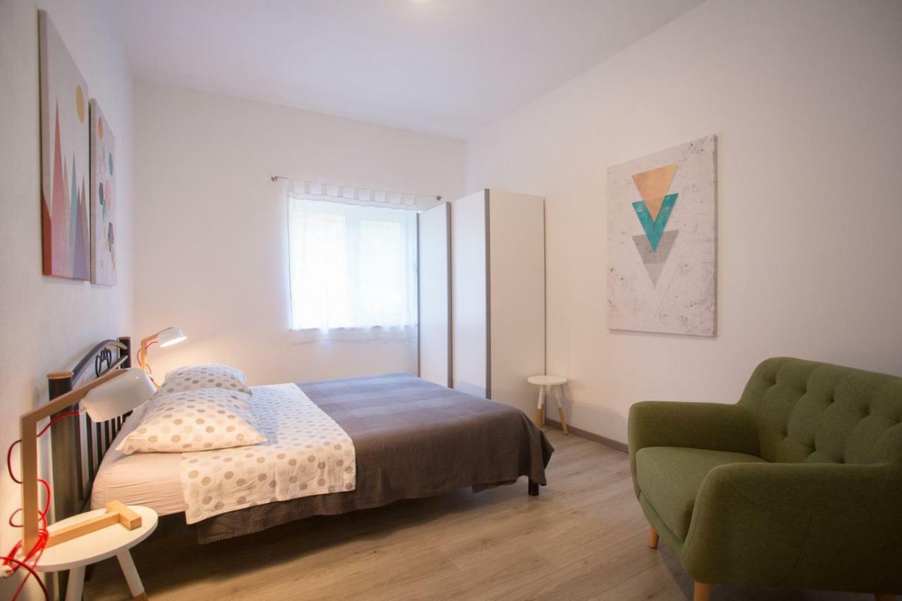 Apartments Zambarlin Komiza Luaran gambar
