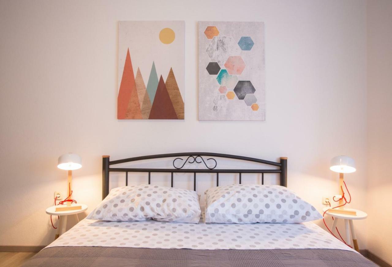 Apartments Zambarlin Komiza Luaran gambar