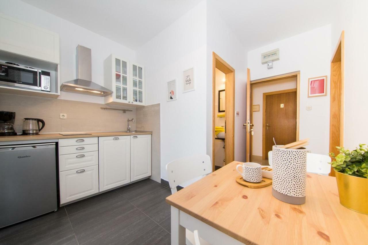 Apartments Zambarlin Komiza Luaran gambar